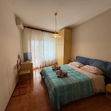 Wh - Appartamento Siccardi In Zona Residenziale Con Posto Auto サンレモ エクステリア 写真